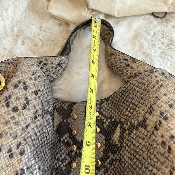 Michael Kors Uptown Astor Bag Snakeskin Print - Picture 12 of 14